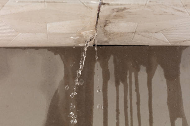 Professional Water Extraction technician working in White Oak, PA